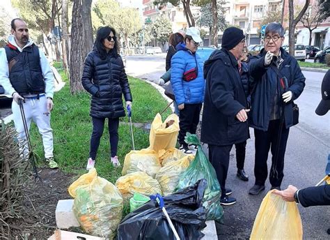 A Barletta e a Foggia i volontari de La Via della Felicità tornano in