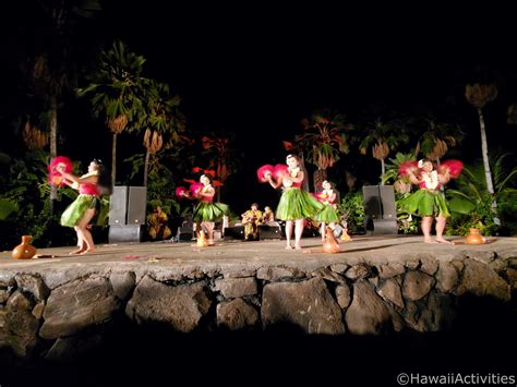 A Fun And Romantic Evening At Chief S Luau Hawaii Travel Guide