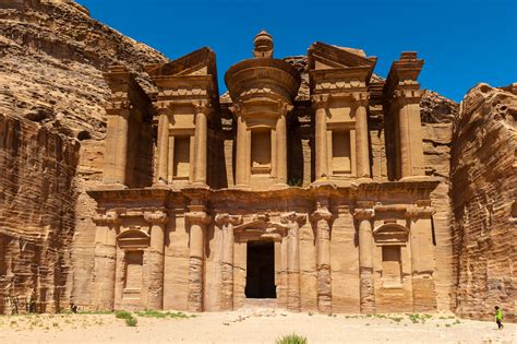 petra    wonders   world islamicity