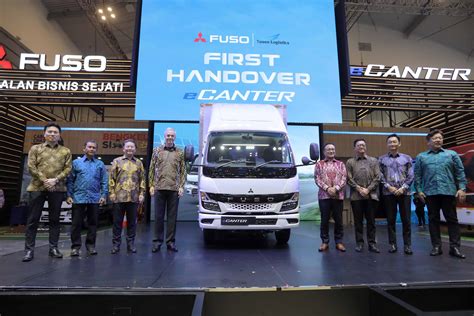 Mitsubishi Fuso Serah Terima Unit Pertama Ecanter