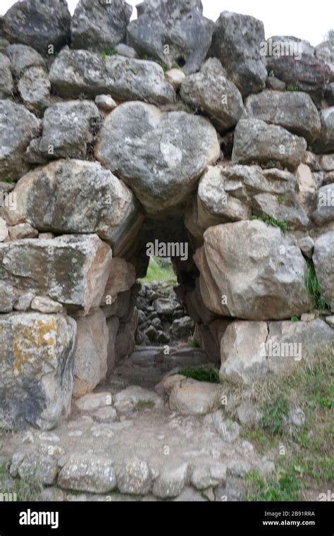 Arkadiko Bridge Mycenaean Bridge Stock Photo - Alamy