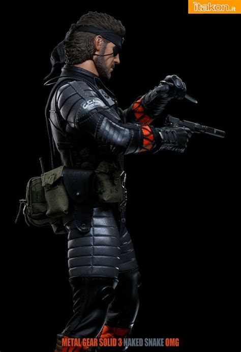 Metal Gear Solid 3 Naked Snake Sneaking Suit Ver Da Hot Toys Galleria Fotografica Itakon It
