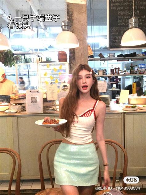 Chiếc áo hot nhất hè này hoá ra là của một local brand Trung hội con gái Việt diện ầm ầm hàng