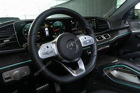 Novosibirsk Rusia De Abril De Mercedes Benz Gle Class Black