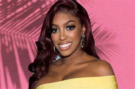 Porsha Williams Shows Baby Bump In A Bikini At 9 Months Pregnant RHOA