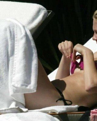 Kirsten Dunst Nude Porn Pictures XXX Photos Sex Images 4064308 PICTOA