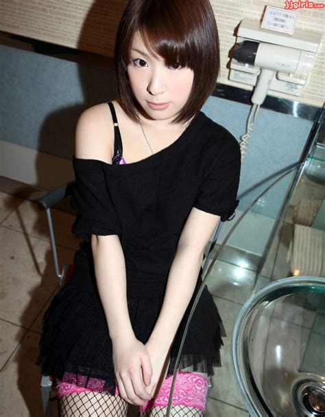 素人娘ひか の無修正エロ画像 AV女優ギャラリー 12 件 JapaneseBeauties jav model Amateur Chika