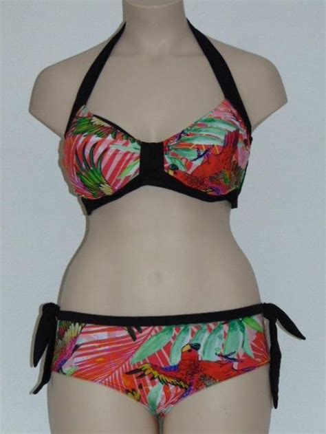 Lentiggini Parrot Rood Bikini Maat 90E Bol