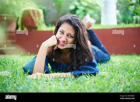 Latina M Dchen Fotos Und Bildmaterial In Hoher Aufl Sung Alamy
