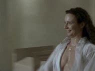 Valeria Cavalli nude pics página