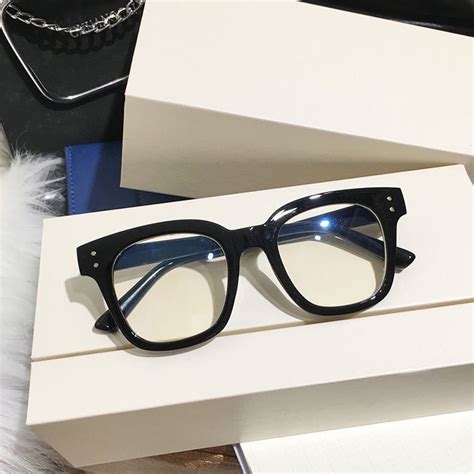 Gi B N M T K Nh G Ng Vu Ng Ch V Th I Trang Eyeglow M T K Nh Kh Ng Hai Ch M Hot Trend Ch Ng