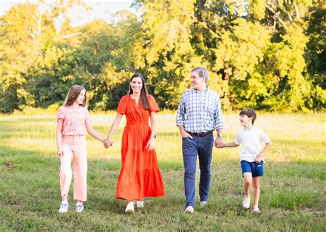 The Importance of Choosing the Right Family Photographer in Birmingham