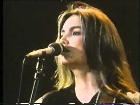 Emmylou Harris And The Hot Band Two More Bottles Of Wine Live Mu Hot Band Red Rock
