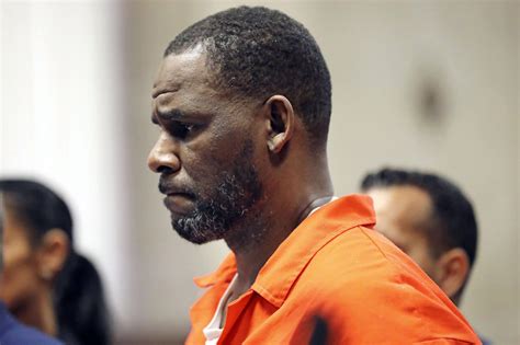 R Kelly Sentenced To 30 Years In Prison For Sex Trafficking Pollstar News