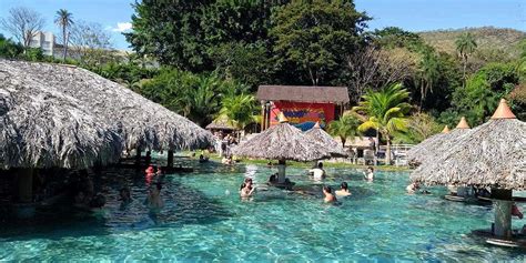 Hot Park GO diversão para todas as idades De Saias Pelo Mundo