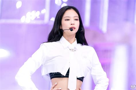 L Do C Ng Ty Qu N L Im L Ng Khi Jennie B Ph T T N Nh Nude Gi I Tr Znews Vn