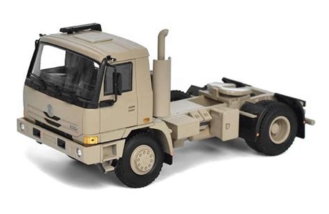Tatra 815 TERRNO 4x4 vojenský tahač Pískový KADEN 1:43 | Aukro