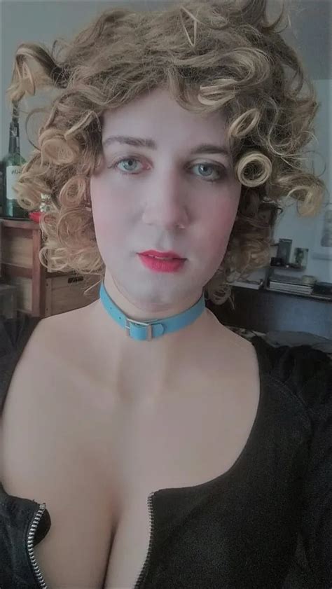 Hot BlondeAnnie In Black Mini 15 Nude Pics XHamster