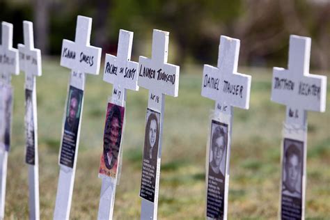 5 Columbine Pictures That Changed The Course Of History Image 15