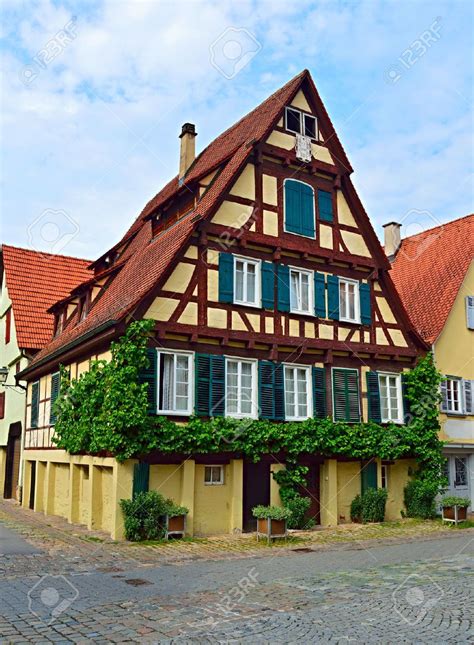 Old typical German house (Fachwerkhaus) in Tuebingen, Germany | German ...