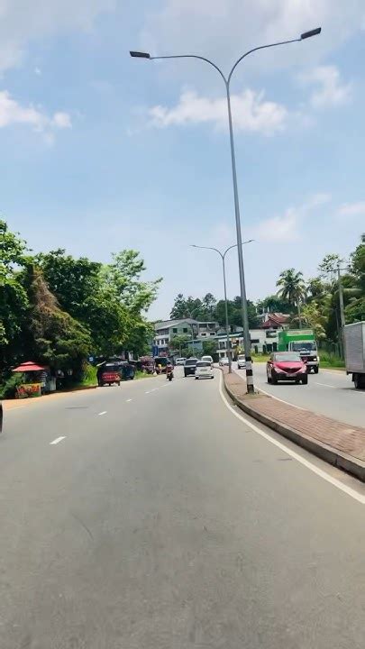 A Circle By Bicycle On The Kandy Colombo Road 🛵 නුවර කොළඹ පාරේ