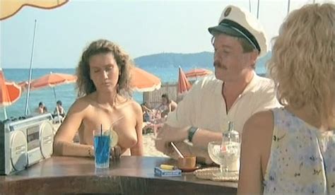 Naked Leila Fr Chet In On Se Calme Et On Boit Frais Saint Tropez