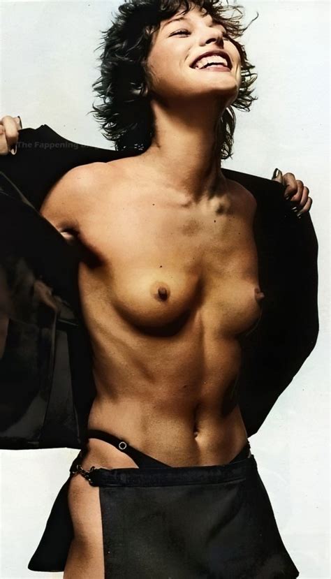 Milla Jovovich Nude Full Frontal 27 Colorized Photos TheFappening