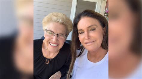 Hot Sexy Esther Jenner Bikini Pics