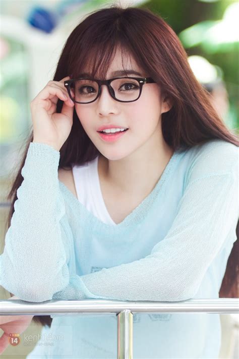 Những HOT GIRL VIỆT sở hữu gương mặt V line thời thượng HOT GIRL MAT V LINE CAM NHON