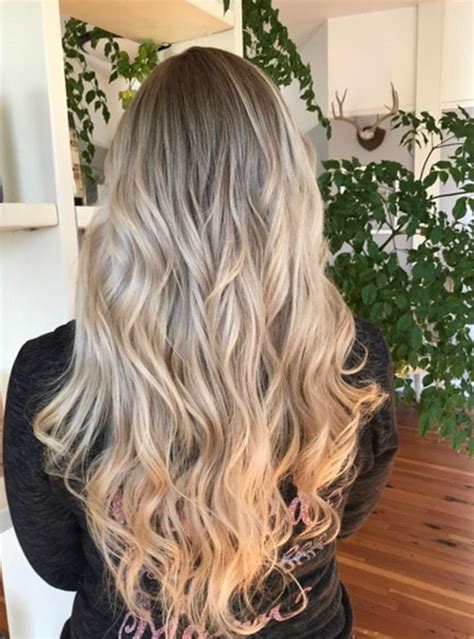 Platinum Blonde Blended Roots Fashionblog