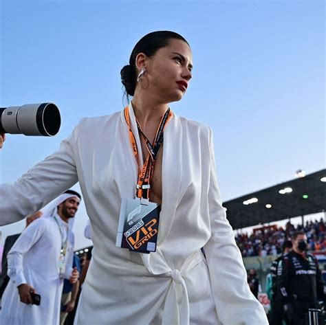 Adriana Lima Nude The Fappening