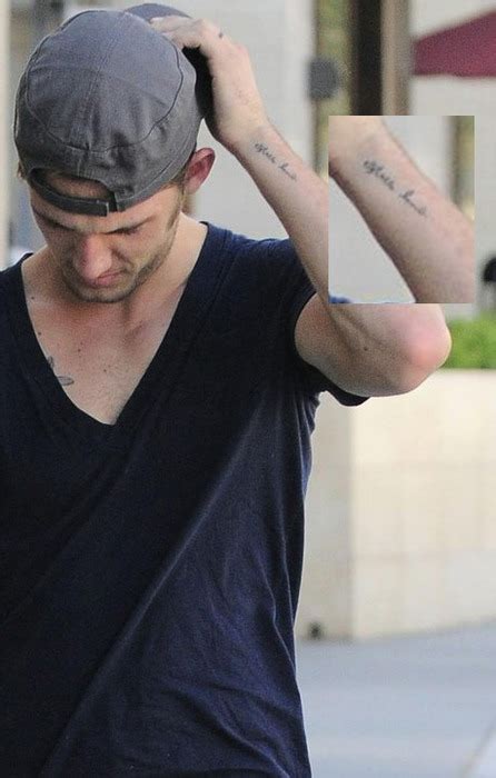 Alex Pettyfer Tattoos Ring Finger