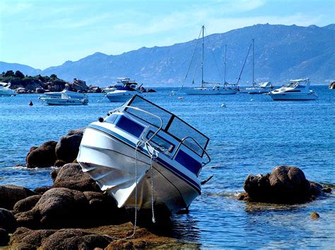 Common Causes of Boating Accidents | Boats.net