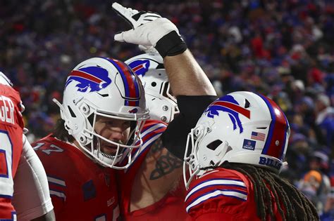 Josh Allen Shakes Off Hit To His Funny Bone In Bills Win Over Patriots