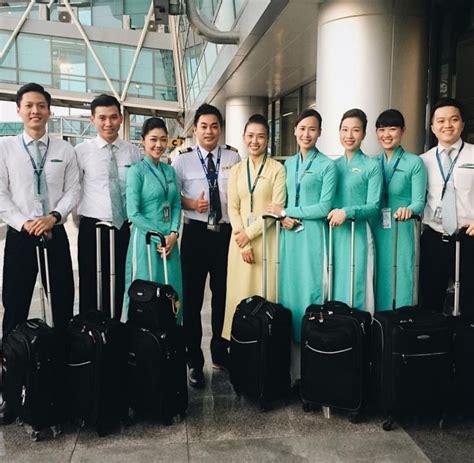 【ベトナム】ベトナム航空 客室乗務員 Vietnam Airlines Cabin Crew【vietnam】 Tiếp Viên