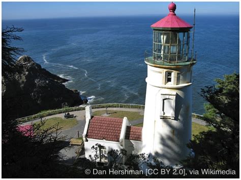 Heceta Head Lighthouse | America's Haunted Roadtrip