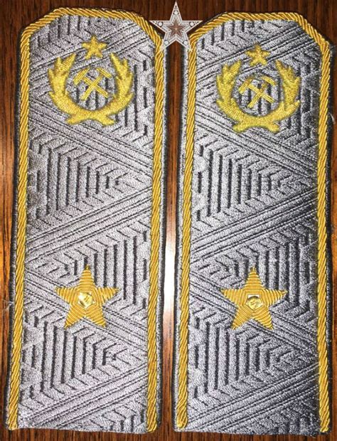 Погоны высшего начсостава ВГСЧ - Антикварный магазин "Славная Эпоха"