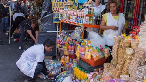 Comerciantes Informales Ganan Más Que Profesionistas En México