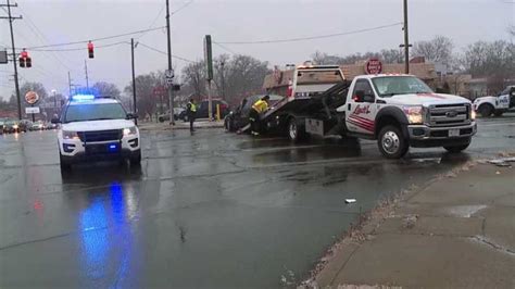 Three Car Accident In Youngstown Sends Woman To Hospital