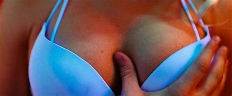 Nude Video Celebs Natalya Naumova Nude Na Oschup 2010