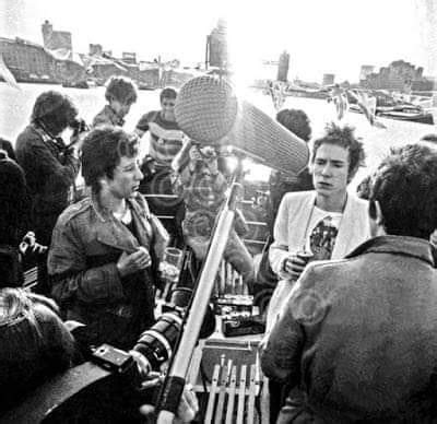 Sex Pistols El Siestero