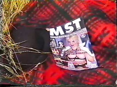 Mature Poilue Joue Avec Un Gode Et Baise French Sex Toy Porn Xhamster