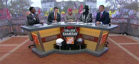 College GameDay Crew picks B1G games for Week 9