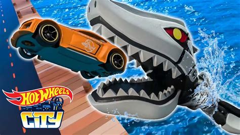 Cidade Hot Wheels Sob Ataque As Aventuras Tubar Es Mais Picas De Hot Wheels Youtube