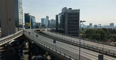 Hombre Amenaza Con Lanzarse Del Segundo Piso Del Periférico Al Sur De