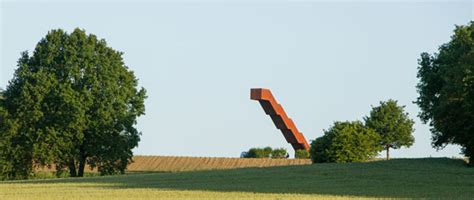 Лестница в небо: в Бельгии построили необычную смотровую башню