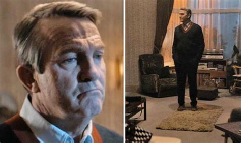 Naomi Watts Strips Completely Naked For Racy Romp With Kyle Mclachlan In Twin Peaks Tv Radio