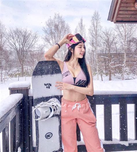 Xu T Hi N C Th M Y Hot Girl C C Ph M V A Xinh P L I C N C Th S A C Xe Ua L I M Y Bay