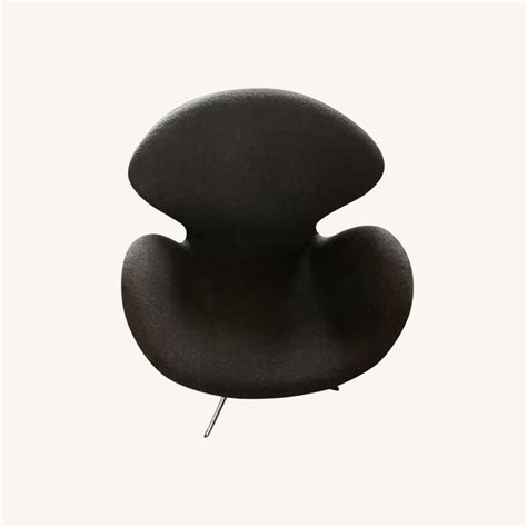 Charcoal Swan Chair Aptdeco