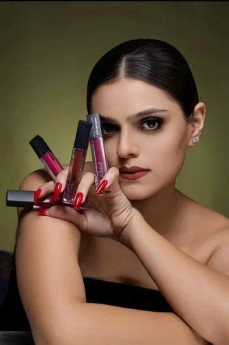 7 Violate Nude Brown Matte Liquid Lipstick at 499 piece लकवड लपसटक in Surat ID